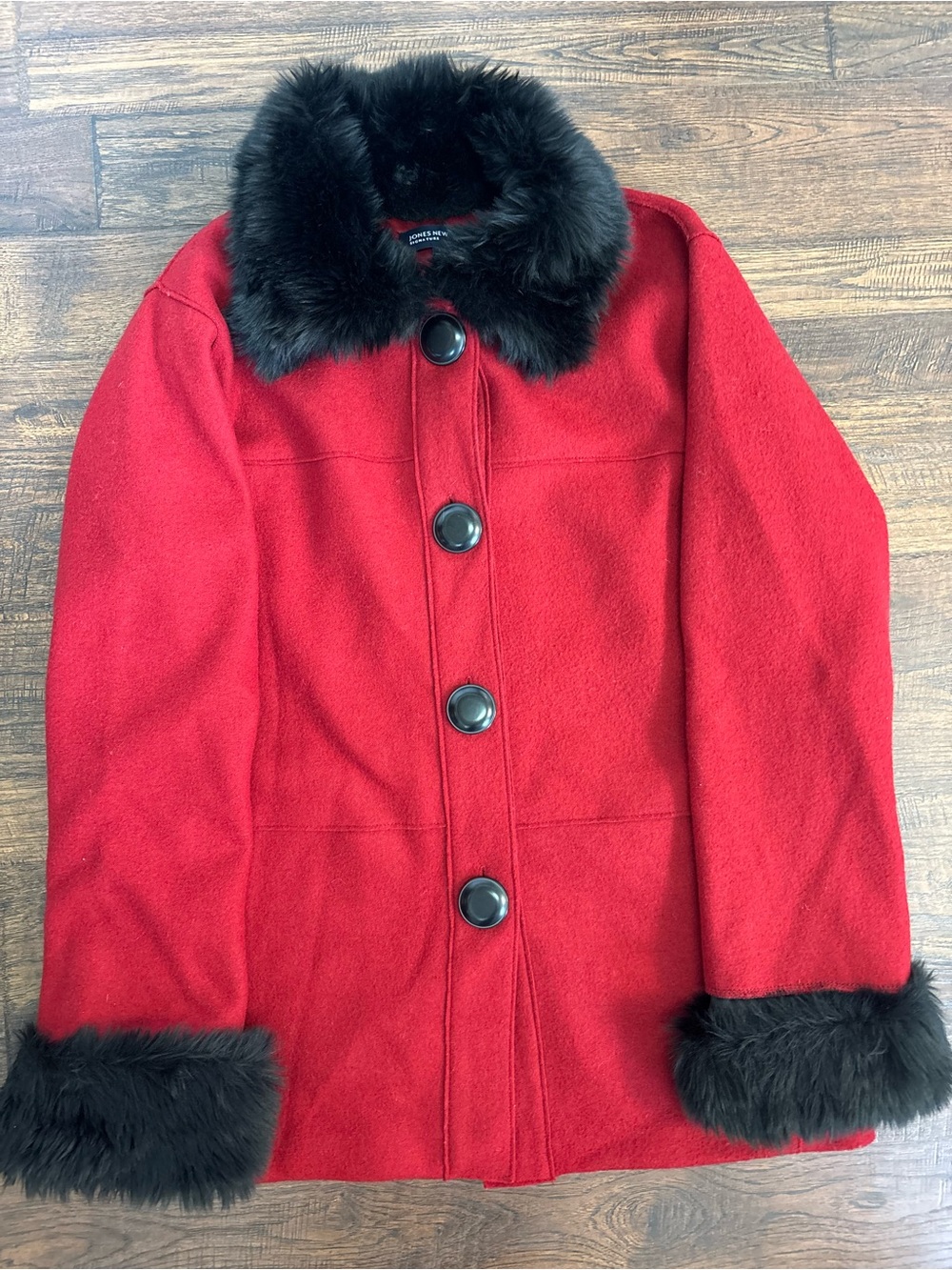 Jones New York Signature red button-down coat faux fur size Medium